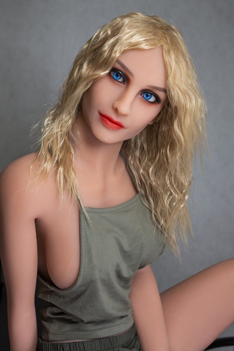 custom realistic sex doll