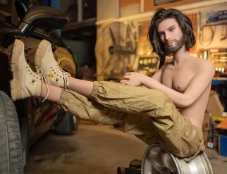 Tips on using full-size male sex dolls