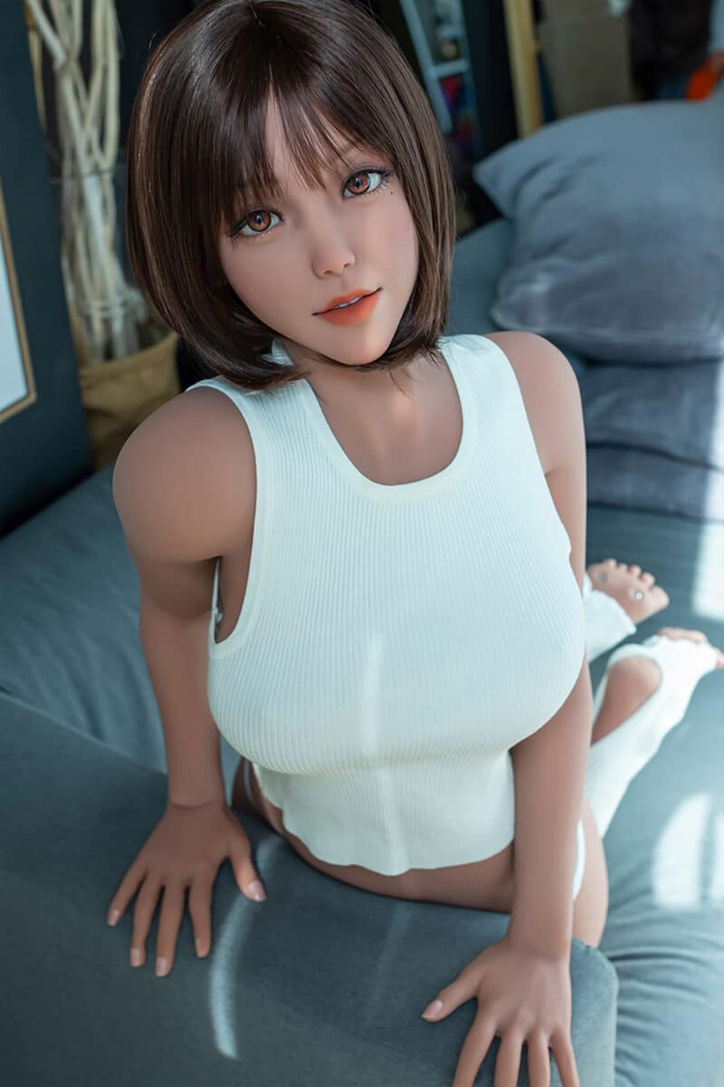 photo realistic adult dolls