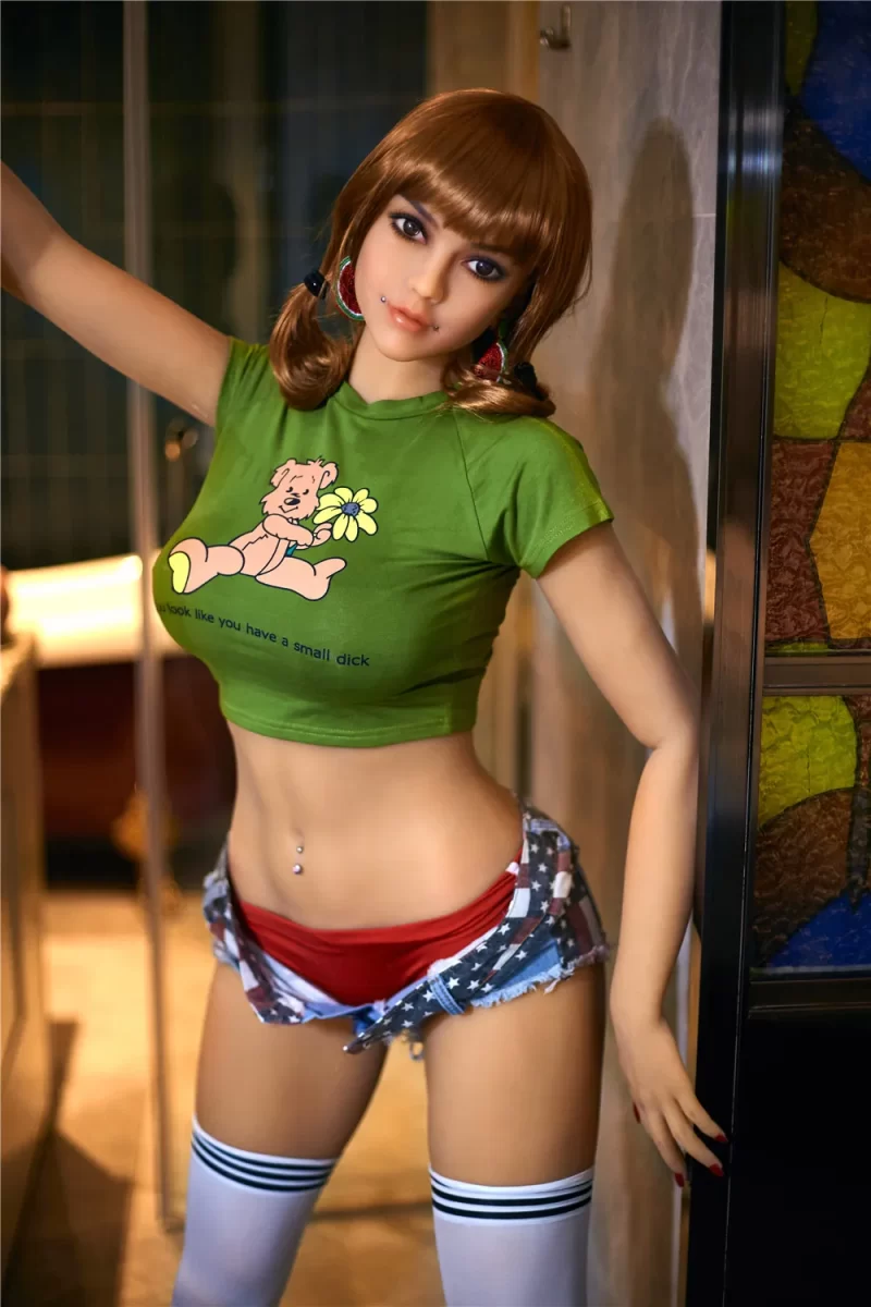 lifelike sex doll big breasts